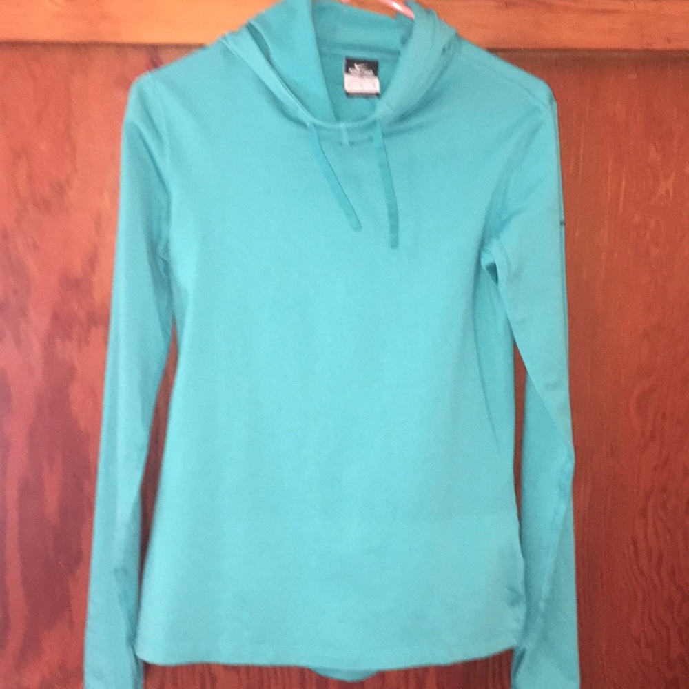 NIKE PRO dri fit compression. Fitted cowl neck